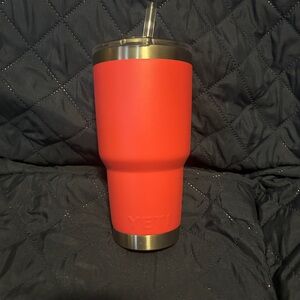 Yeti Rambler 30 oz Tumbler, Bimini Pink